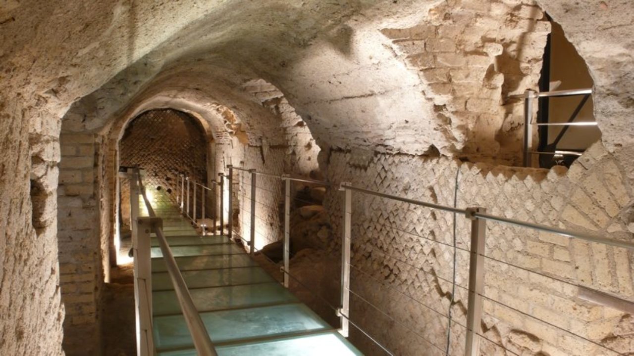 Serie Italia Sepolta - Campania Felix — 5